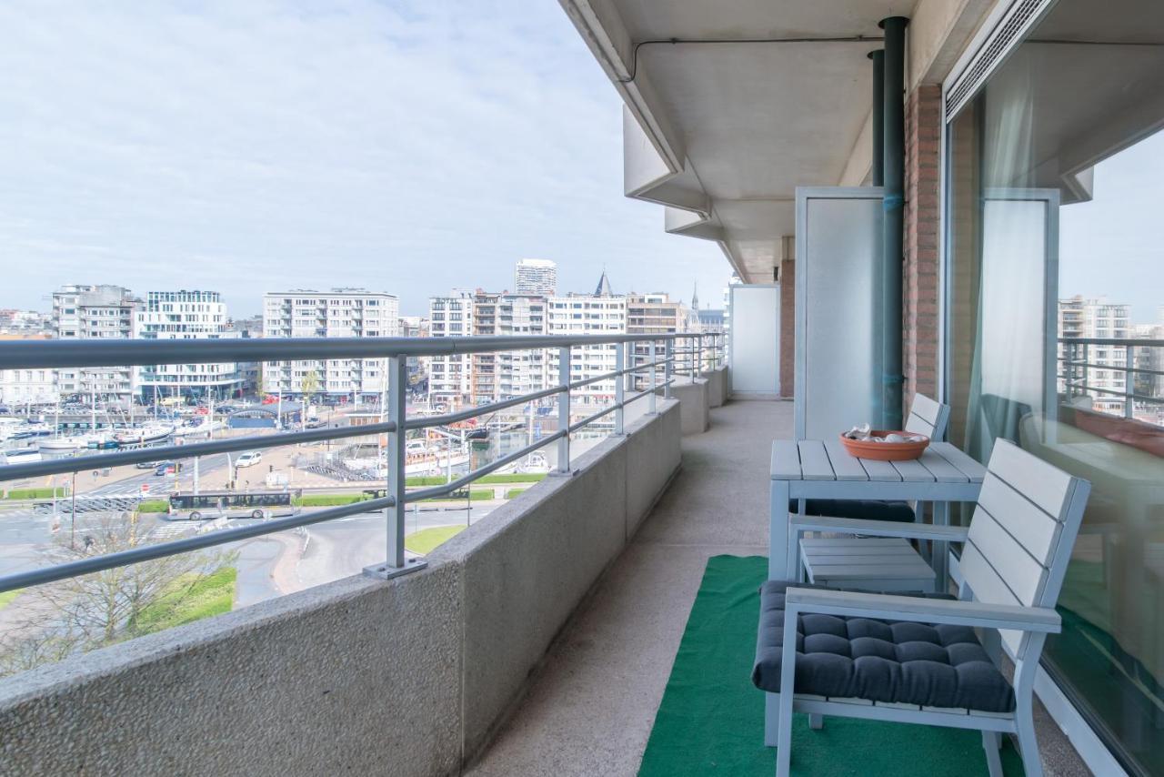 Zongericht Appartement Met Zicht Op De Jachthaven Oostende Bagian luar foto